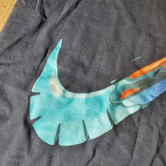 Nike Swoosh Graphic Boys Tee Size Small 8/9 - Picture 6 of 9